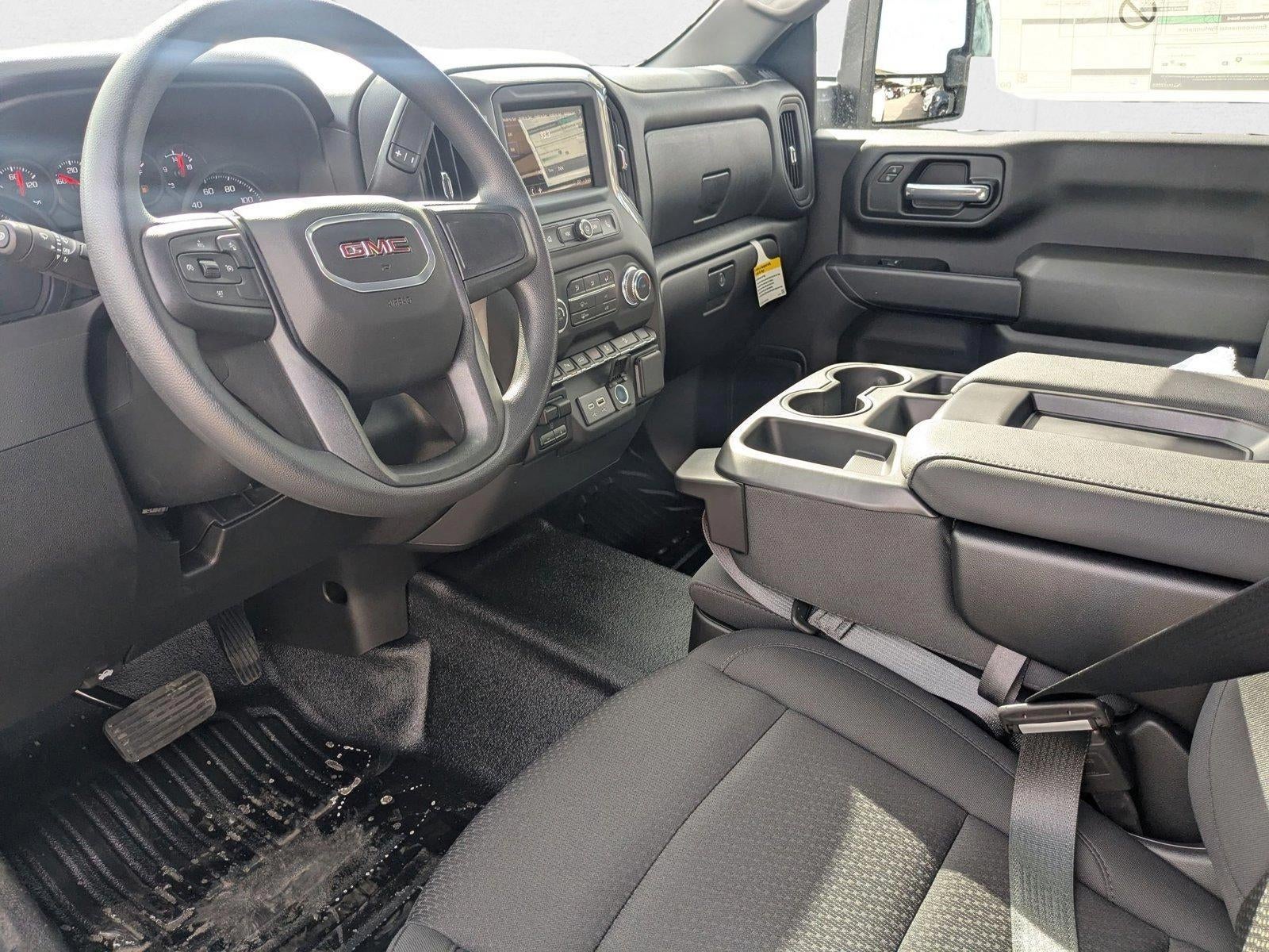 2025 GMC Sierra 2500 HD Pro