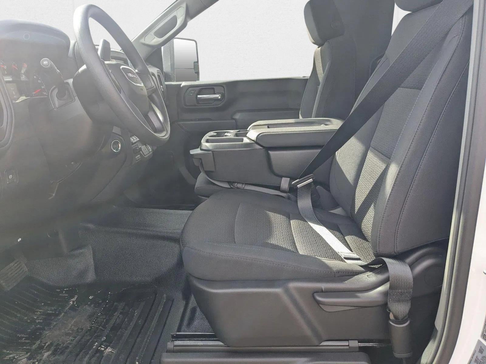 2025 GMC Sierra 2500 HD Pro