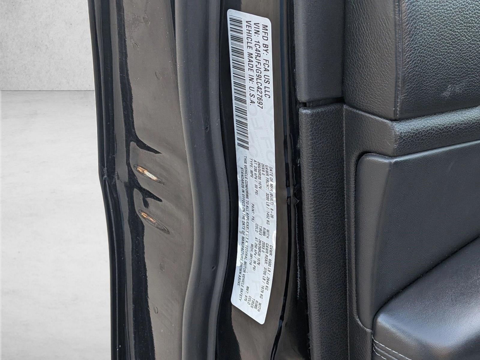 2020 Jeep Grand Cherokee Summit