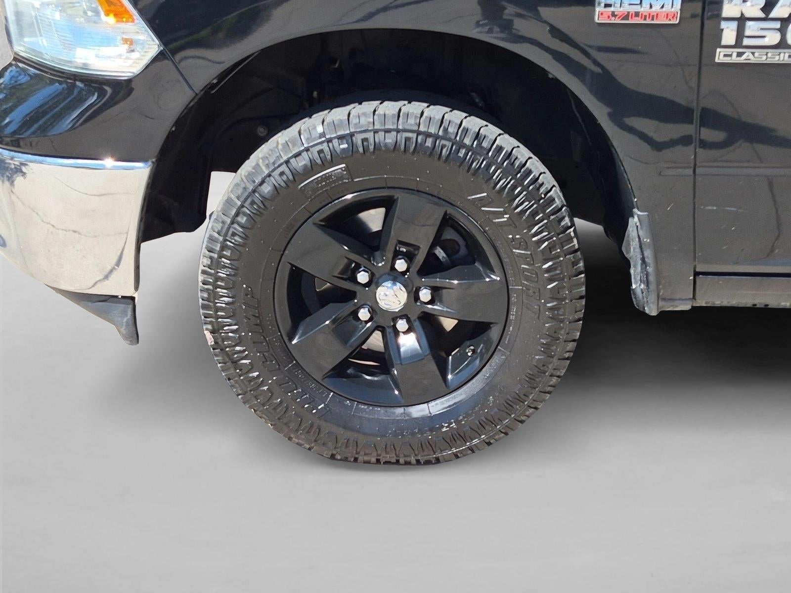 2020 RAM 1500 Classic SLT Crew Cab 4x4 6'4" Box