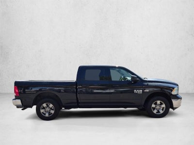 2020 RAM 1500 Classic SLT Crew Cab 4x4 6'4" Box