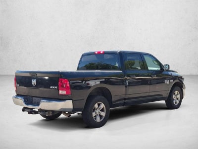 2020 RAM 1500 Classic SLT Crew Cab 4x4 6'4" Box
