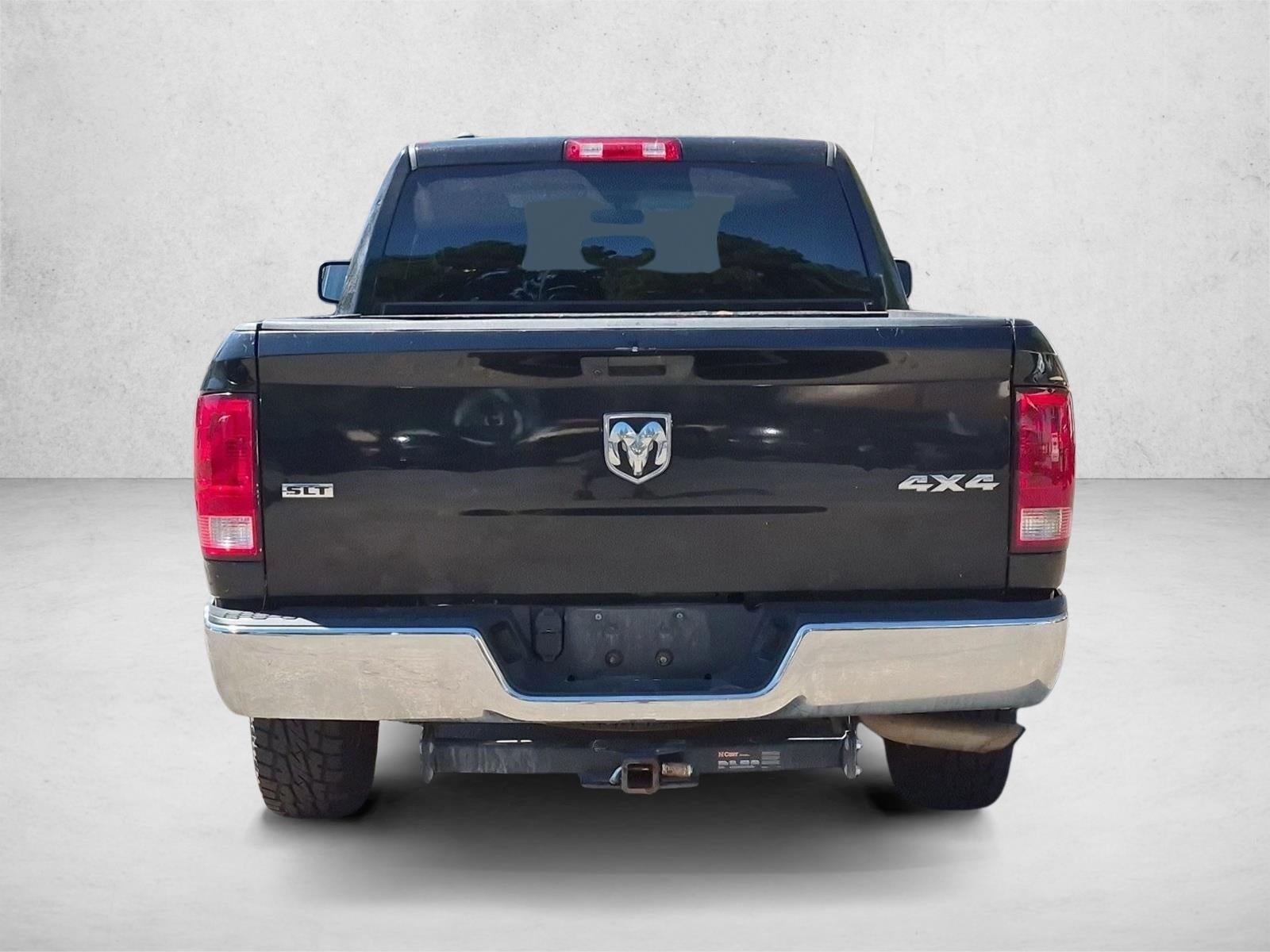 2020 RAM 1500 Classic SLT Crew Cab 4x4 6'4" Box
