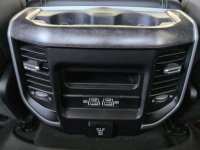 2022 RAM 1500 Big Horn Crew Cab 4x4 5'7" Box