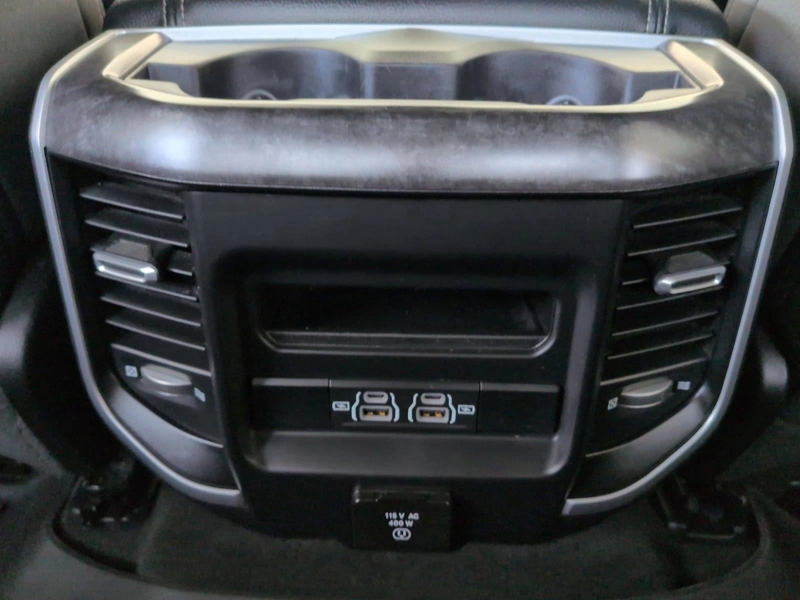2022 RAM 1500 Big Horn Crew Cab 4x4 5'7" Box
