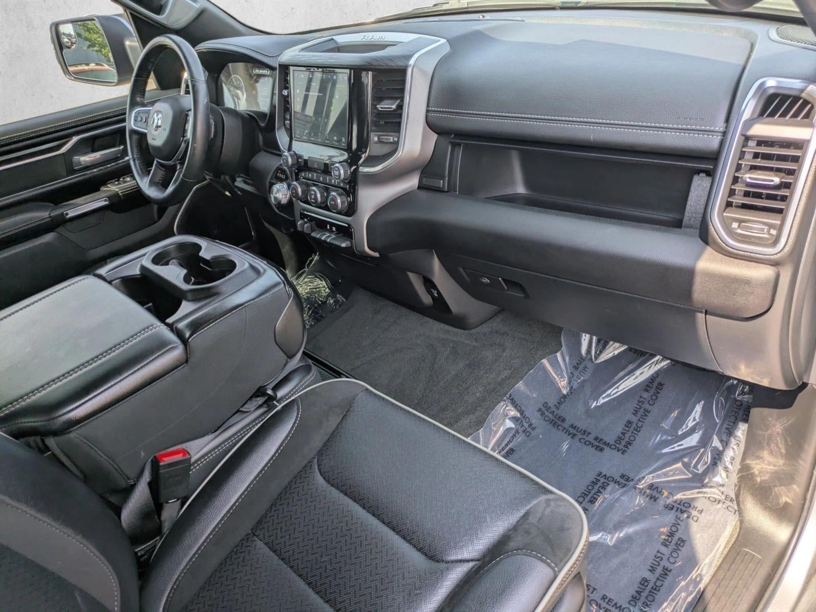 2024 RAM 1500 Laramie Crew Cab 4x4 5'7" Box