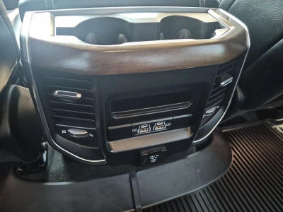 2022 RAM 1500 Laramie Crew Cab 4x4 5'7" Box