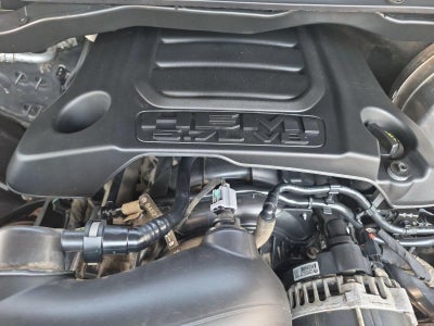 2022 RAM 1500 Laramie Crew Cab 4x4 5'7" Box
