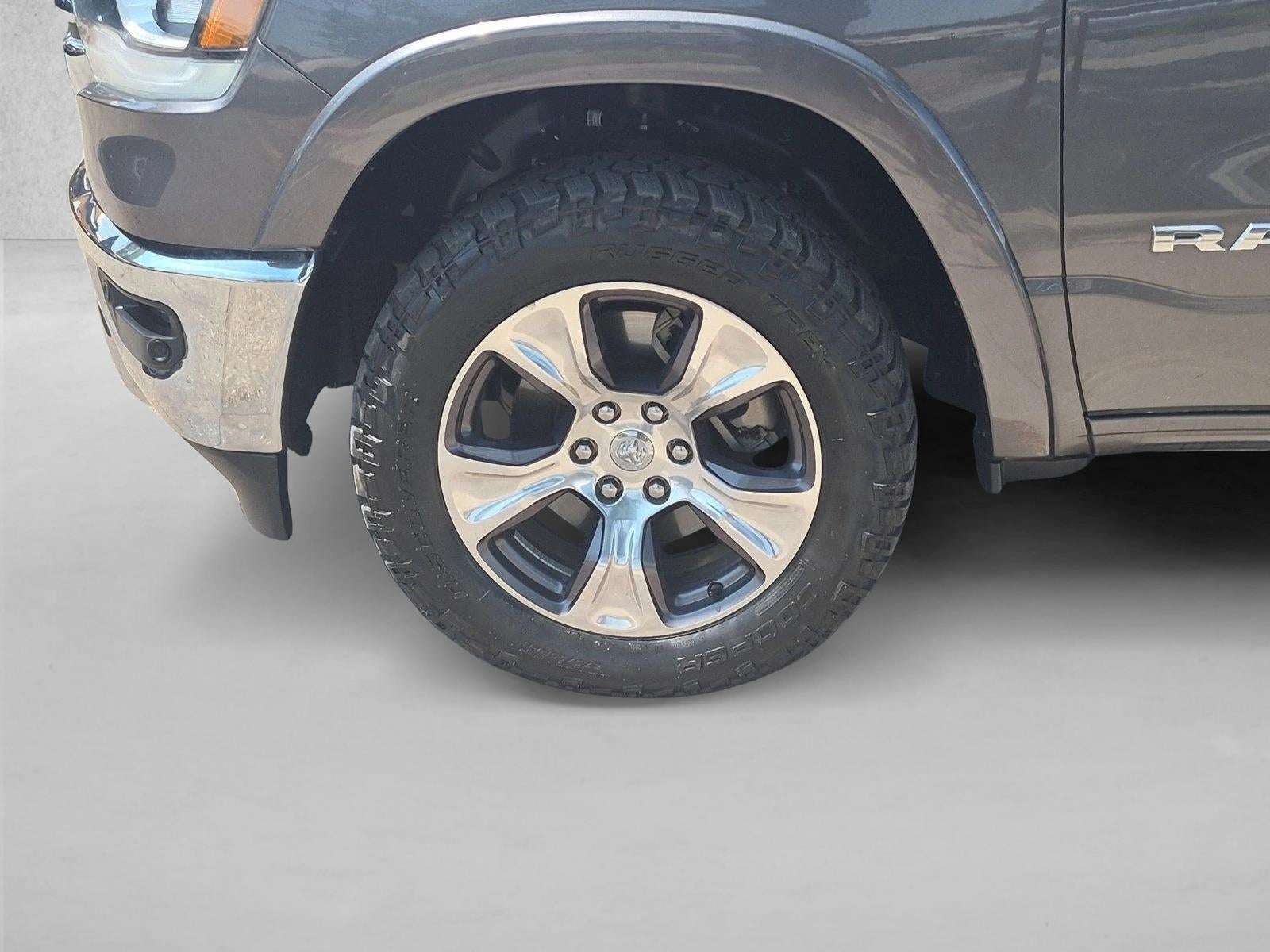 2022 RAM 1500 Laramie Crew Cab 4x4 5'7" Box