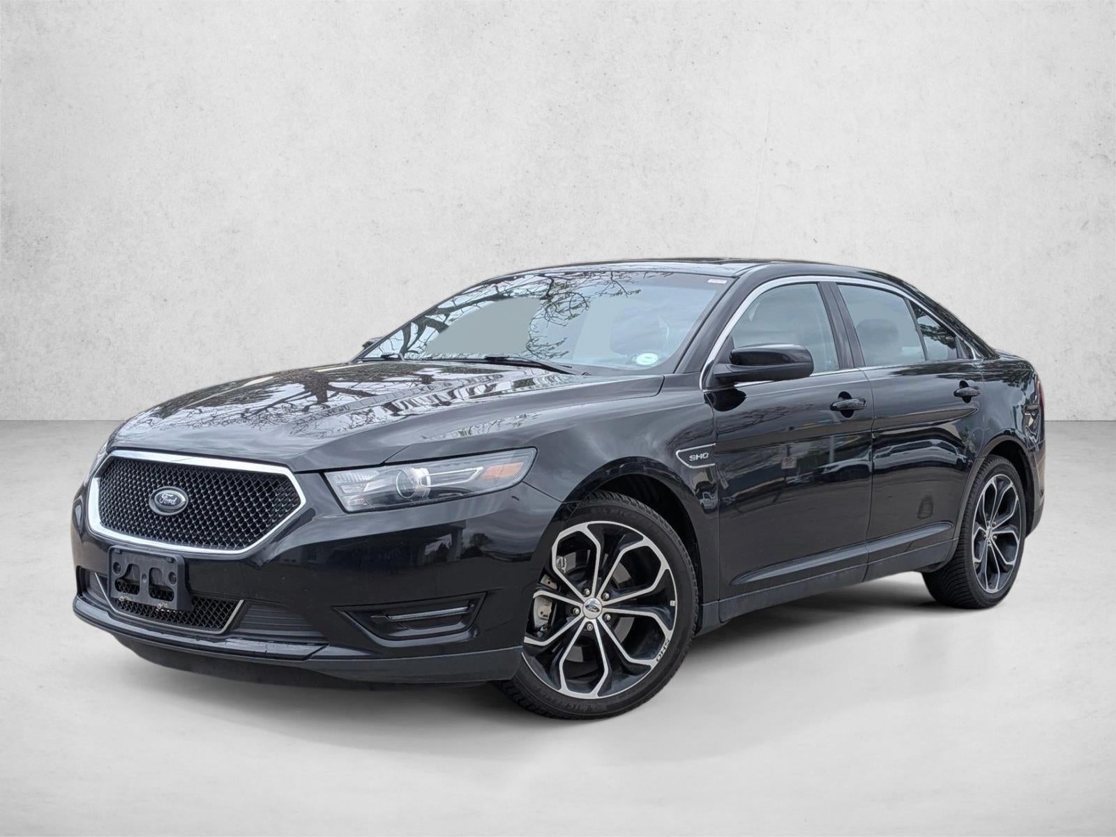 2016 Ford Taurus SHO