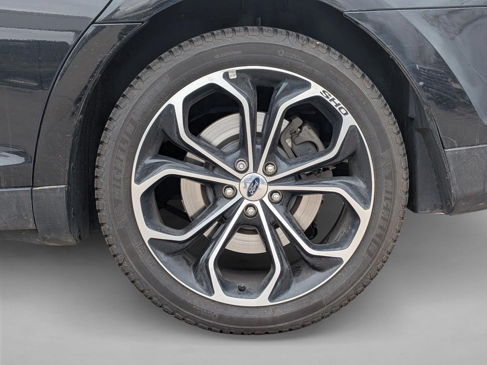 2016 Ford Taurus SHO