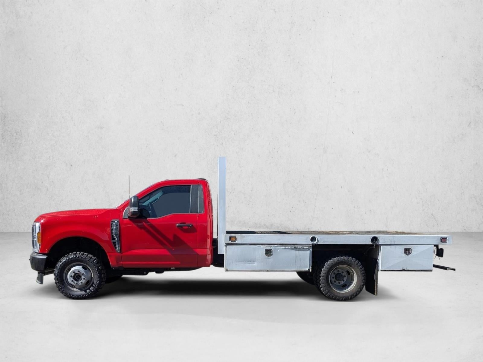2023 Ford Super Duty F-350 DRW XL