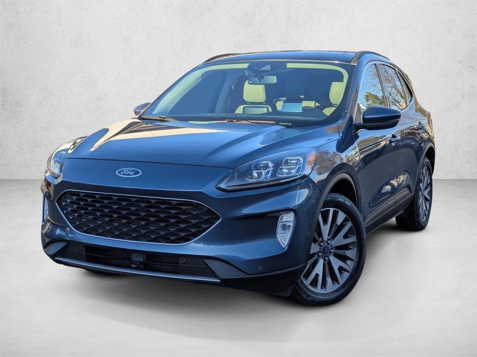 2020 Ford Escape Titanium Hybrid