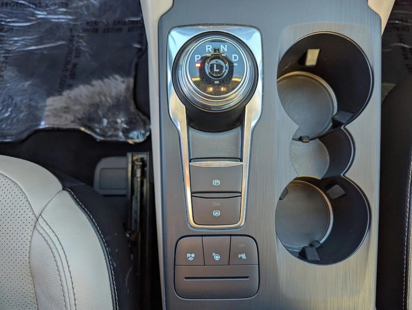 2020 Ford Escape Titanium Hybrid