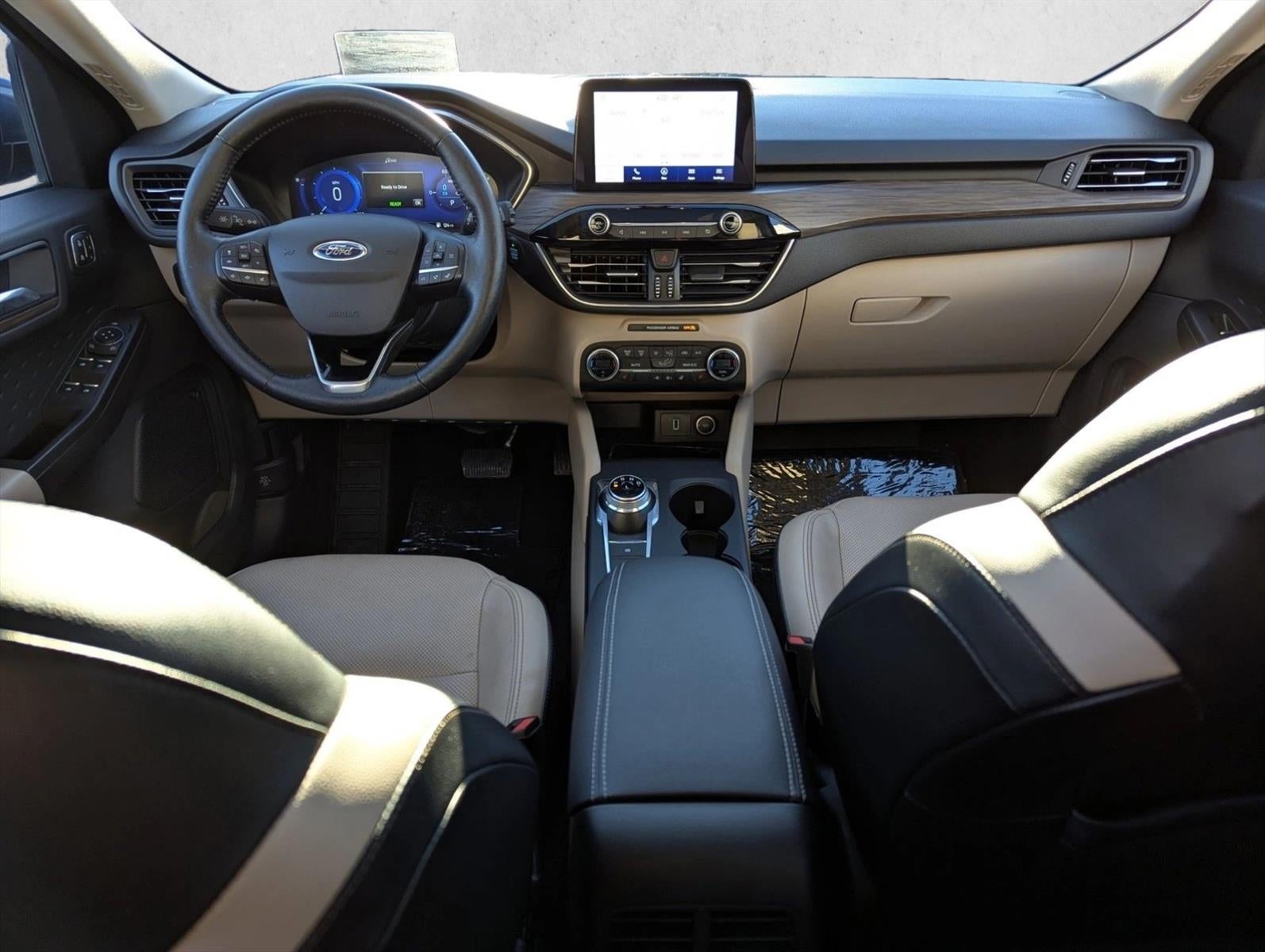 2020 Ford Escape Titanium Hybrid