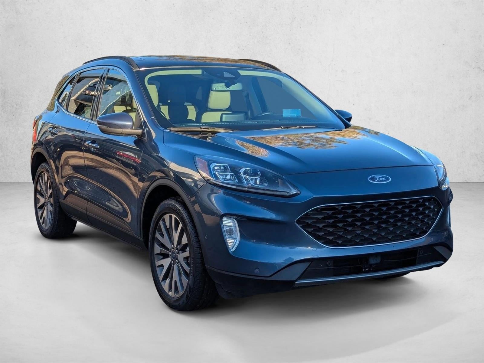2020 Ford Escape Titanium Hybrid