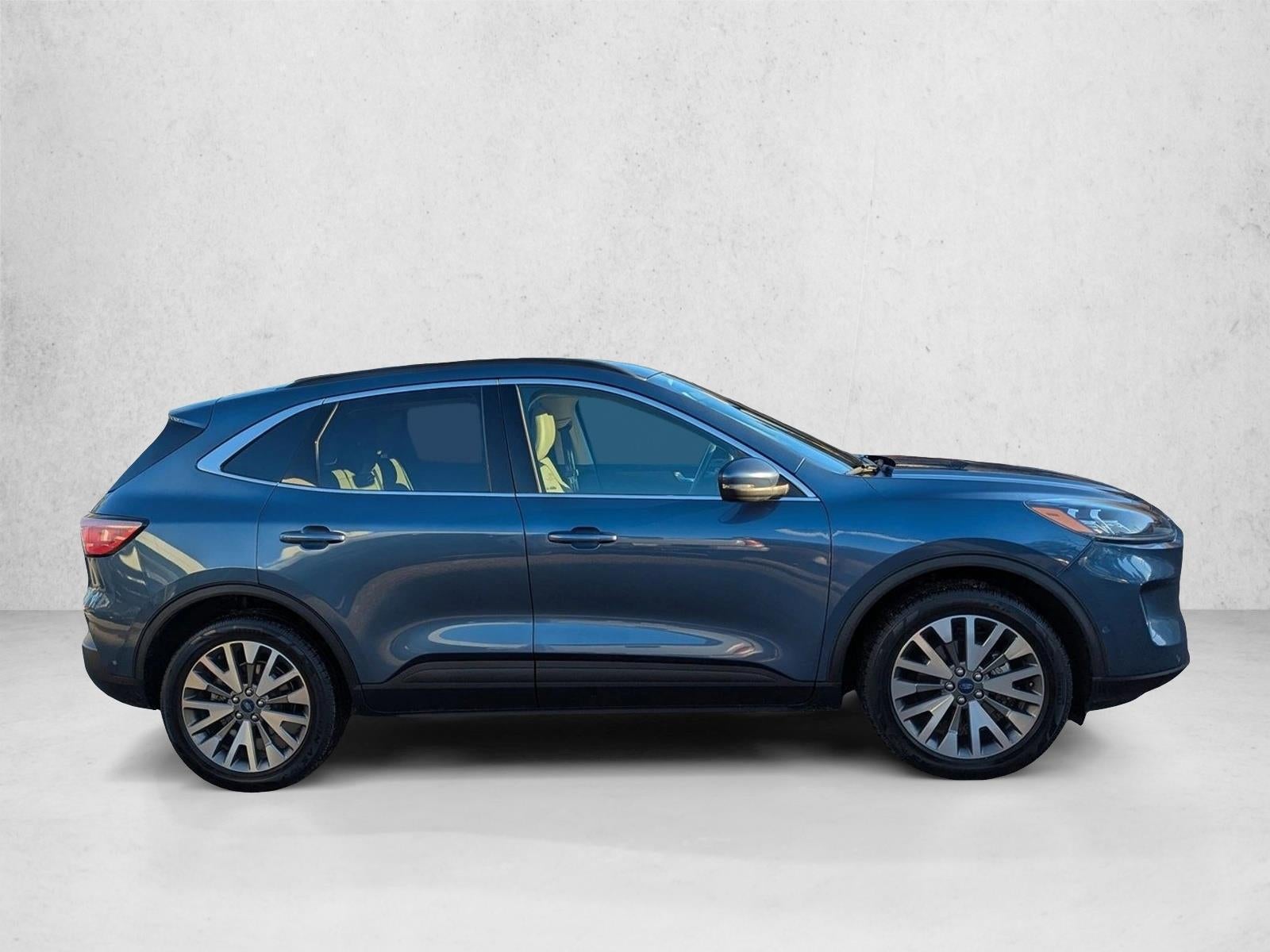 2020 Ford Escape Titanium Hybrid