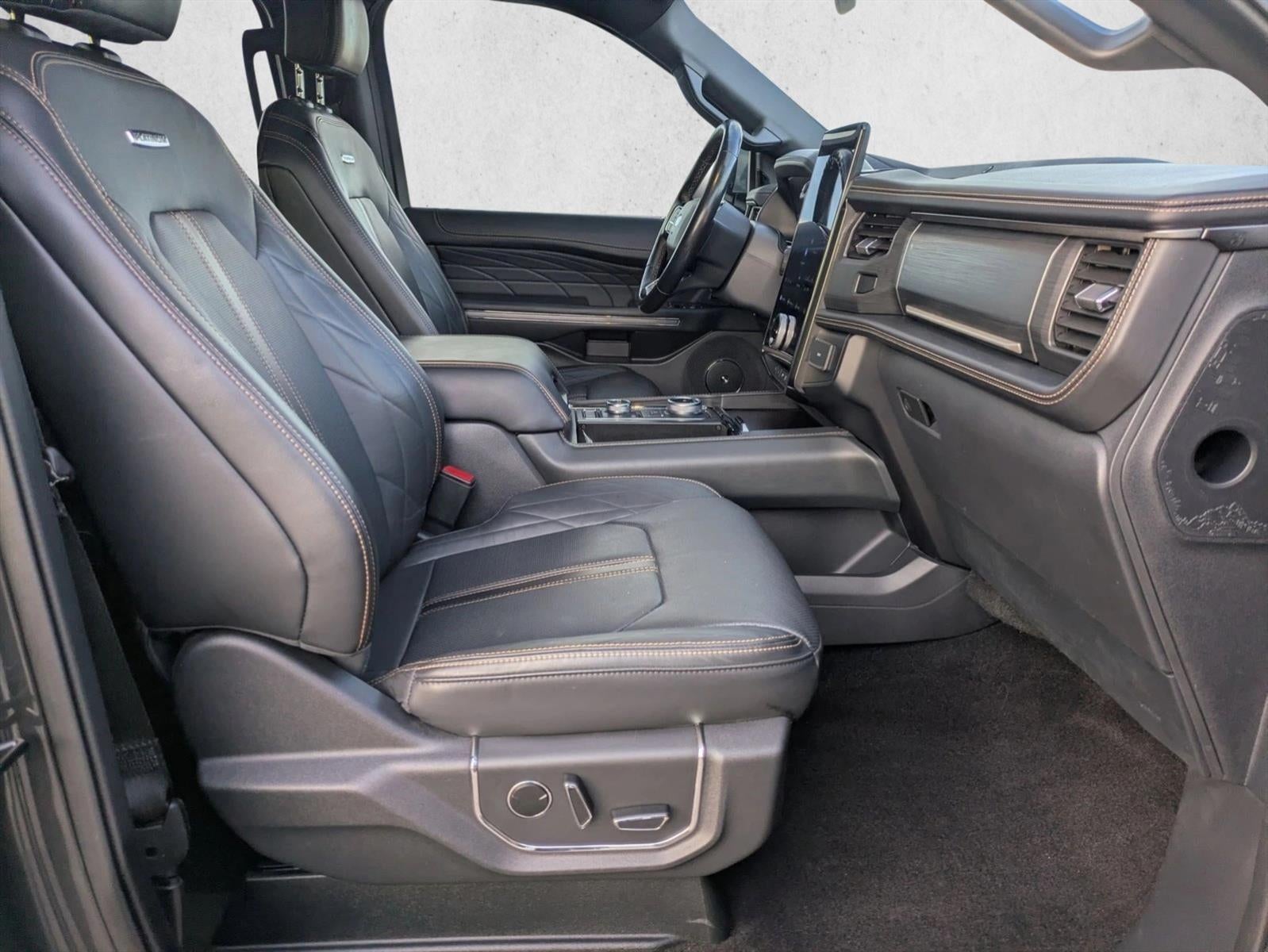 2023 Ford Expedition Platinum