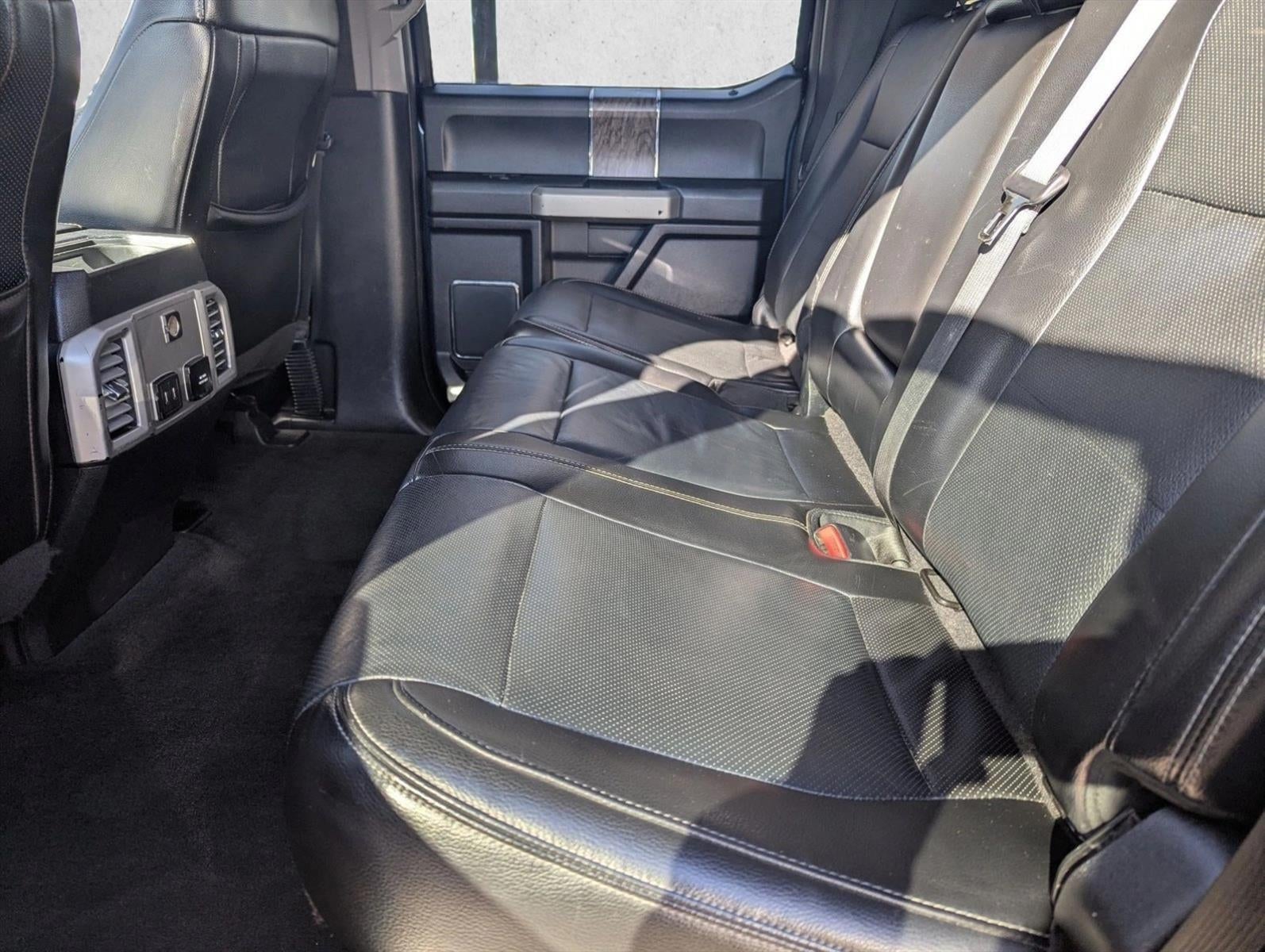 2017 Ford Super Duty F-250 SRW Lariat