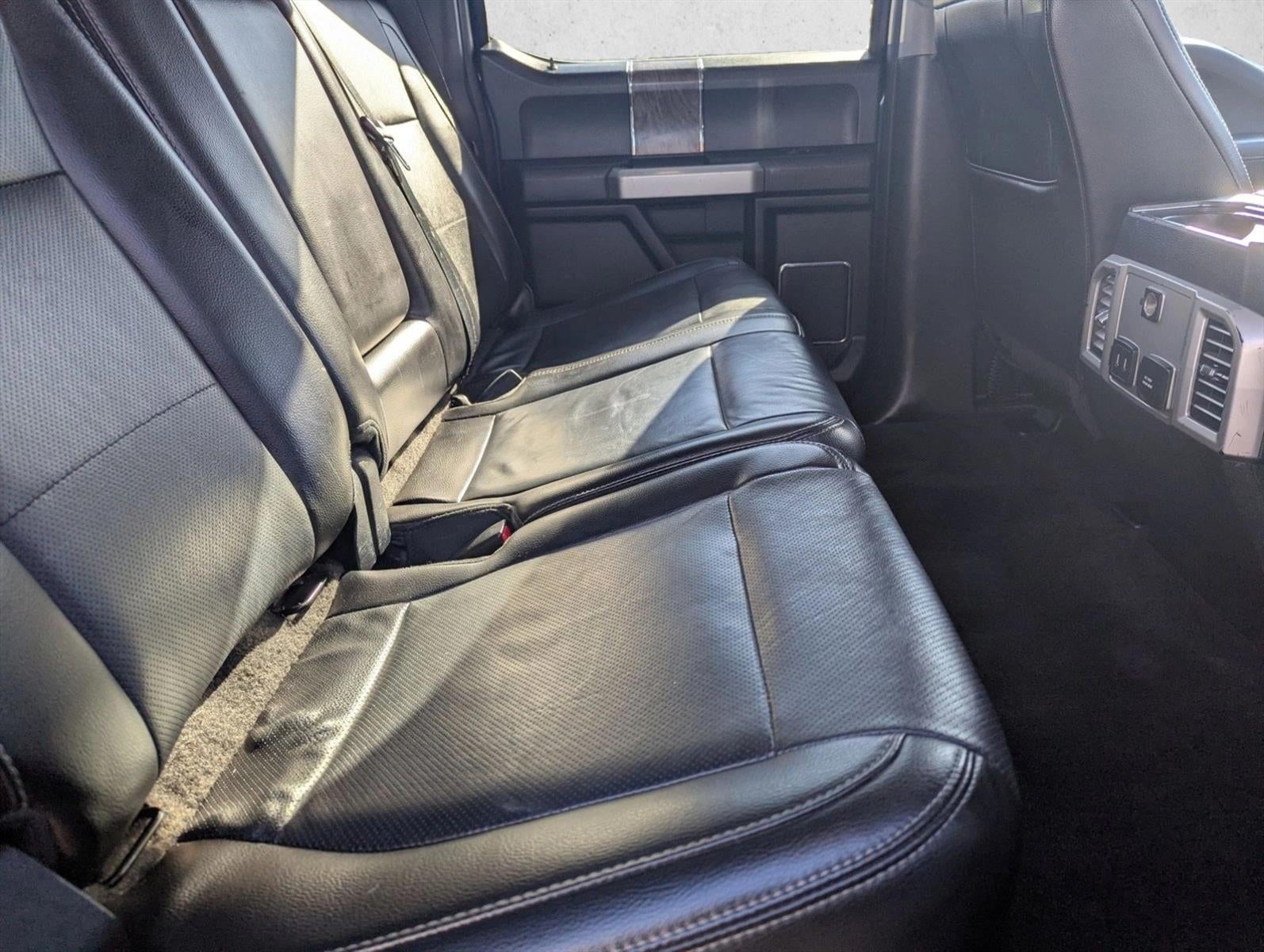 2017 Ford Super Duty F-250 SRW Lariat