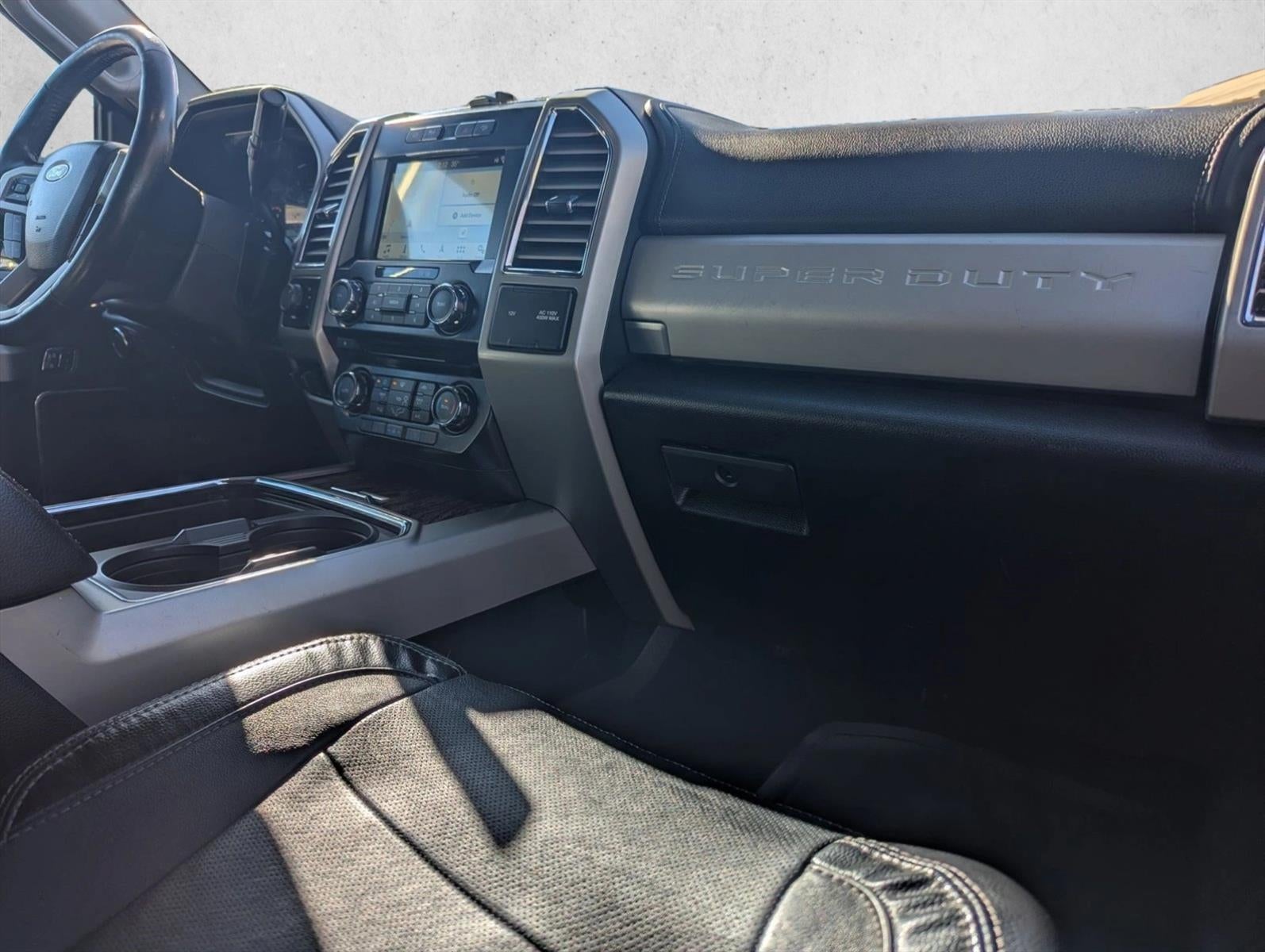 2017 Ford Super Duty F-250 SRW Lariat