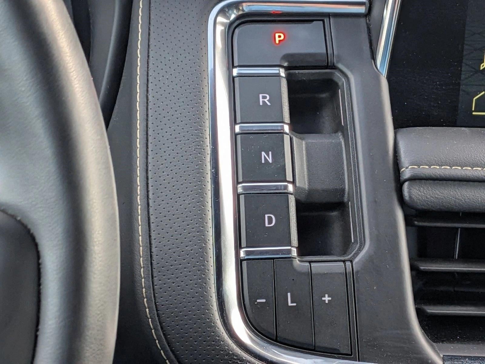 2024 GMC Yukon XL SLT