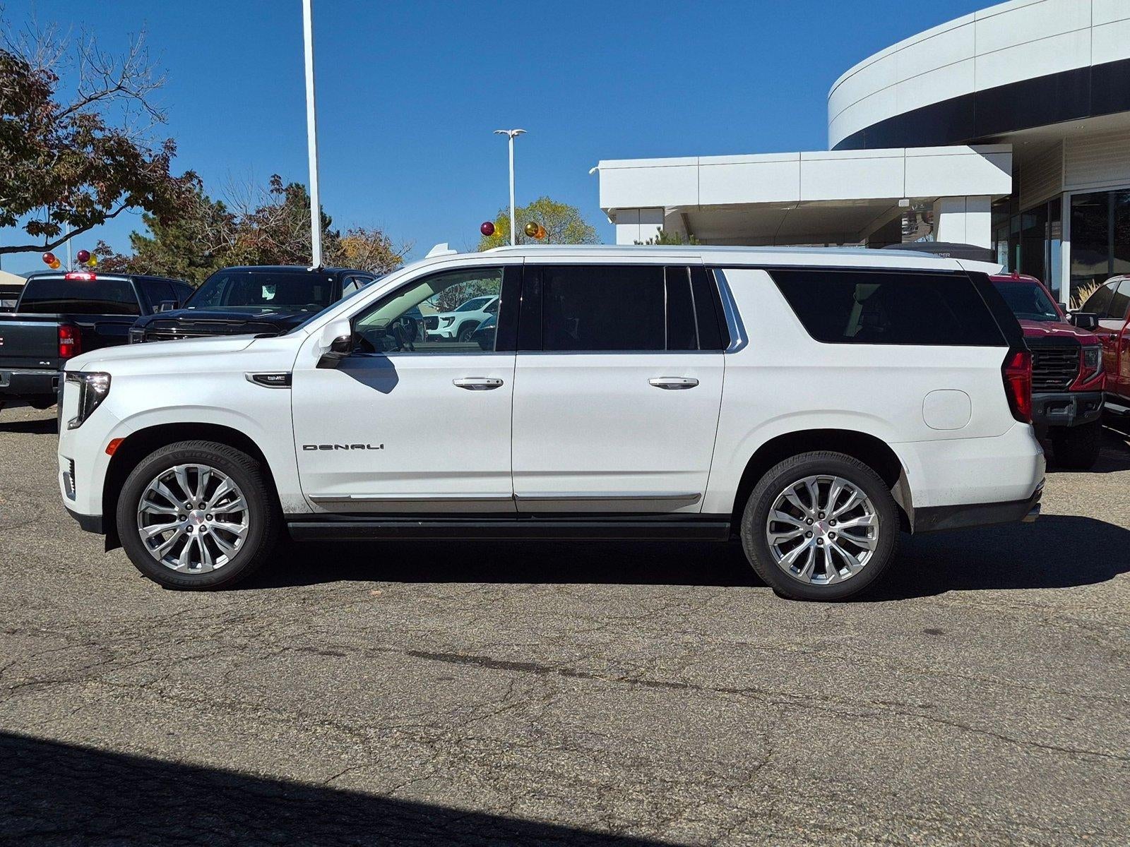 2023 GMC Yukon XL Denali
