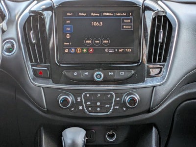 2022 Chevrolet Traverse LT Cloth