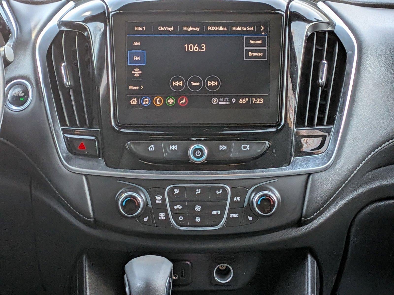 2022 Chevrolet Traverse LT Cloth