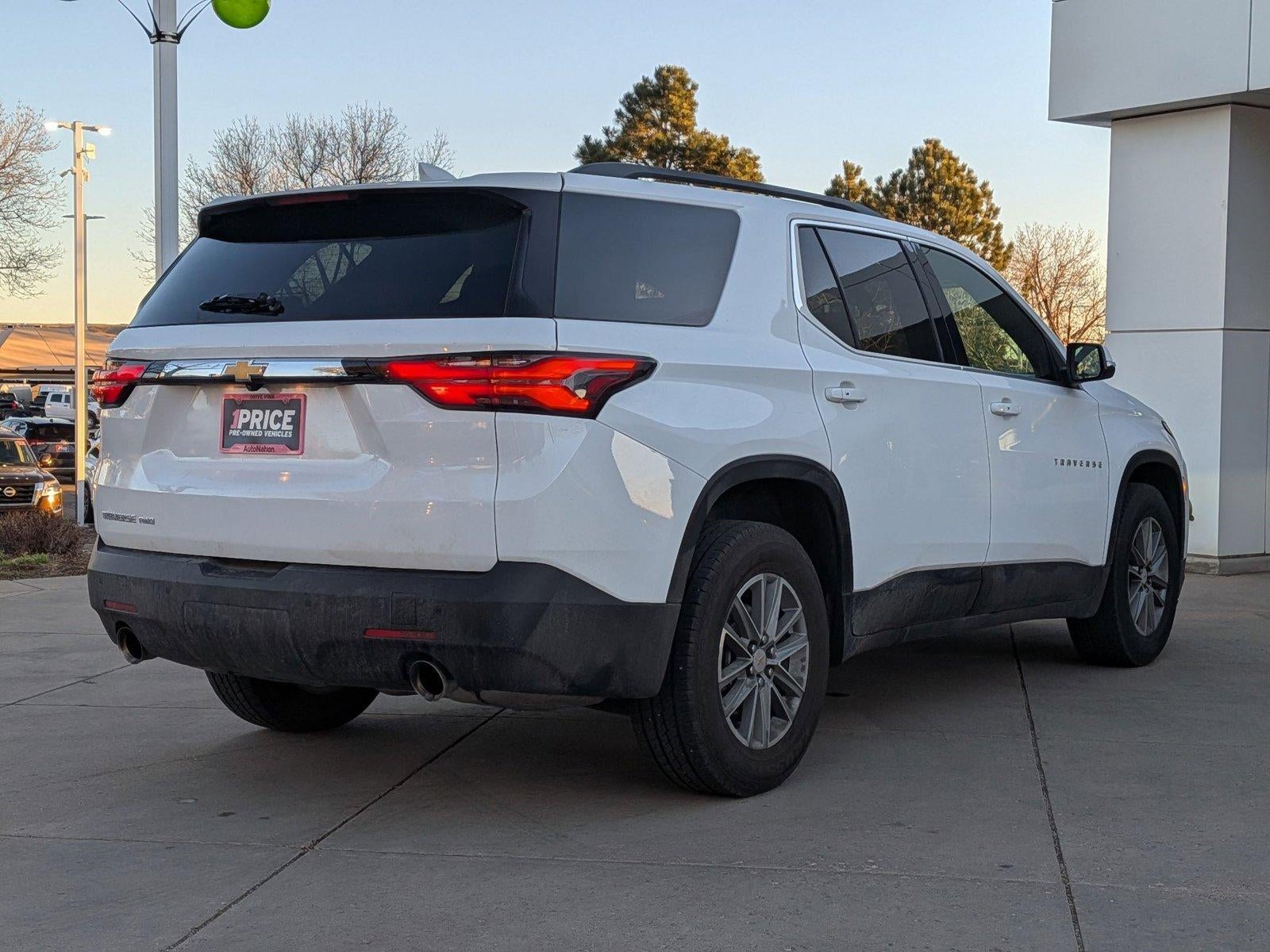 2022 Chevrolet Traverse LT Cloth