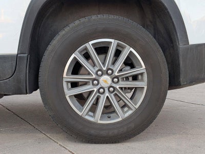 2022 Chevrolet Traverse LT Cloth