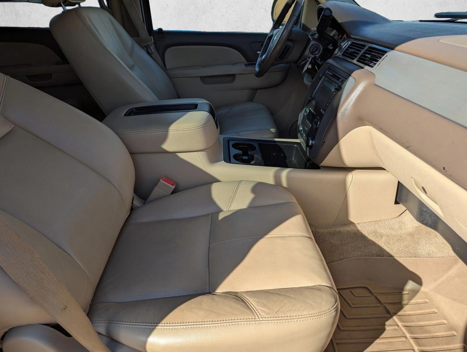 2014 Chevrolet Suburban LT