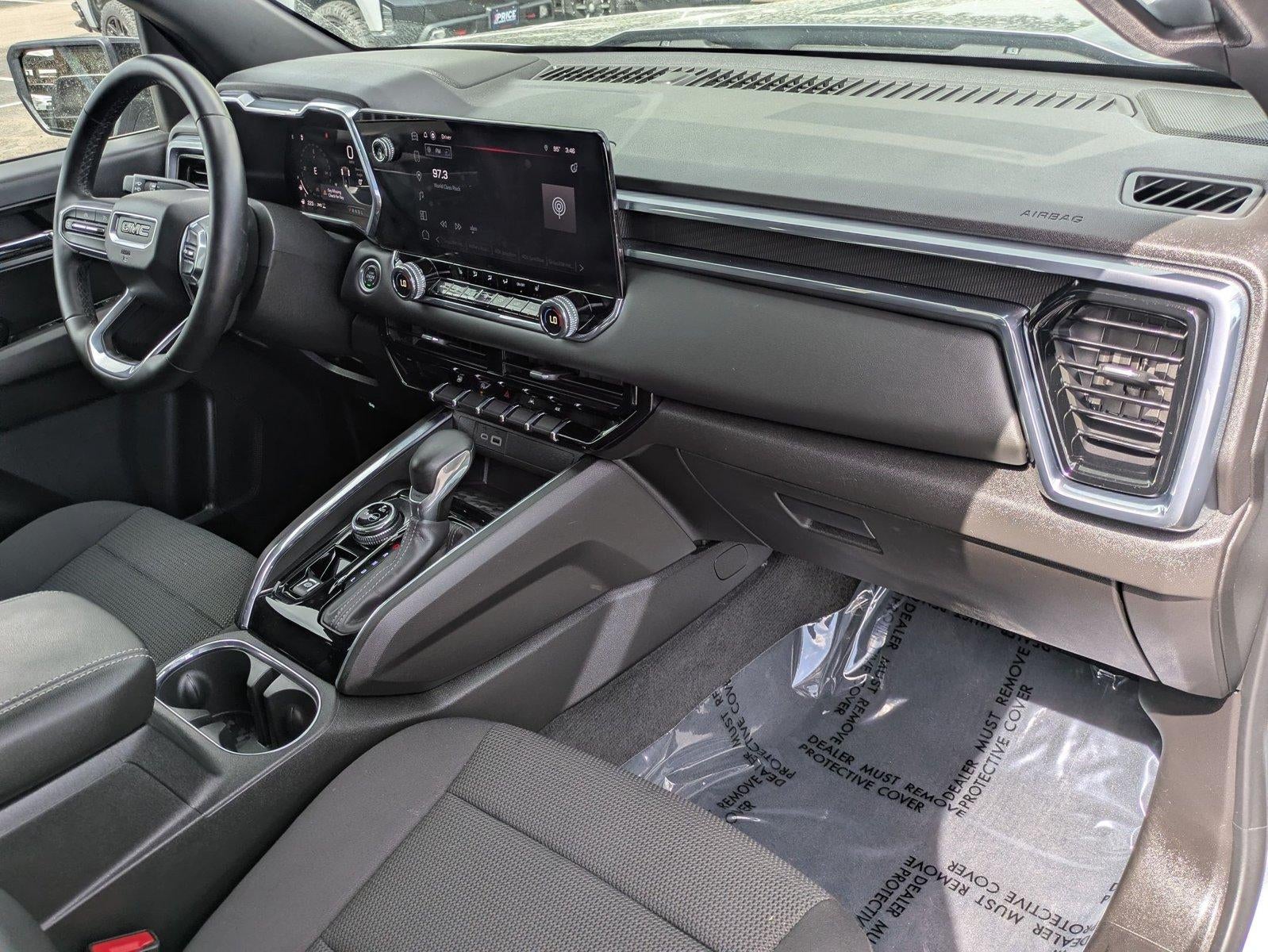2024 GMC Canyon Elevation