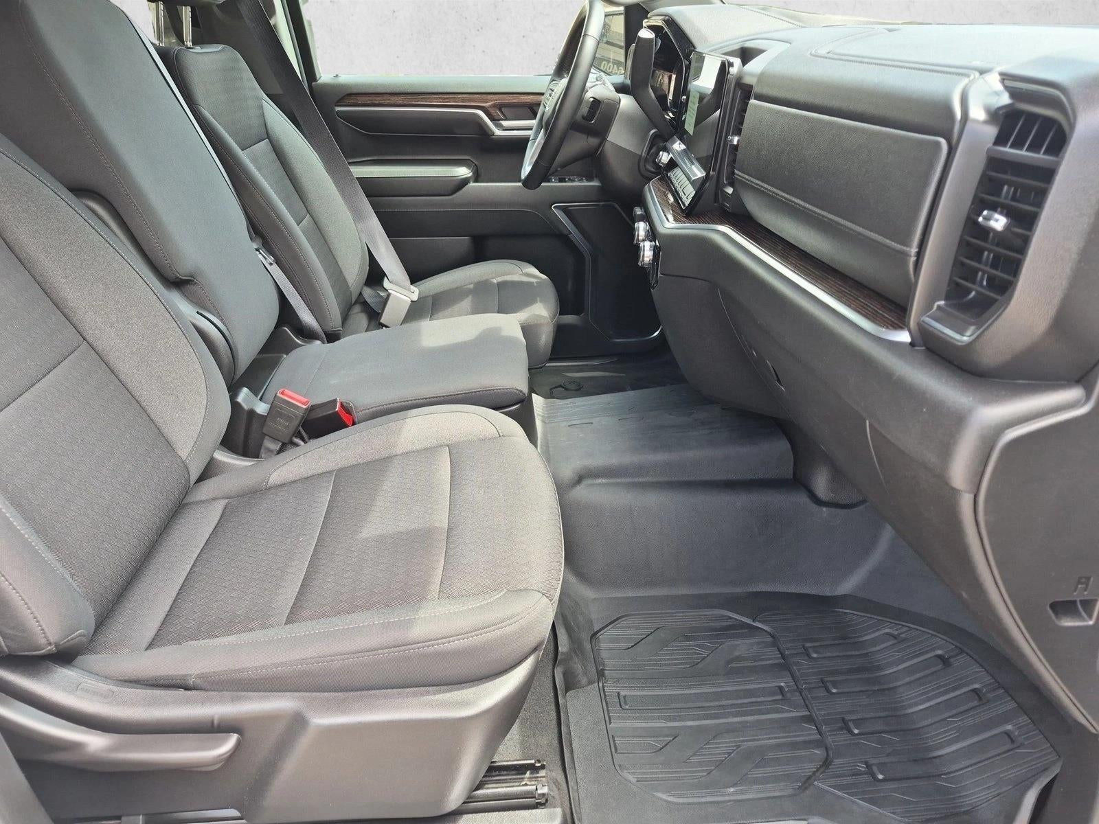 2024 GMC Sierra 1500 SLE