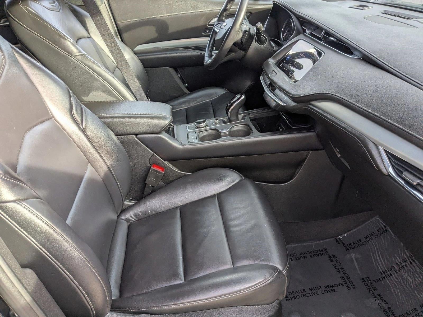 2023 Cadillac XT4 Premium Luxury