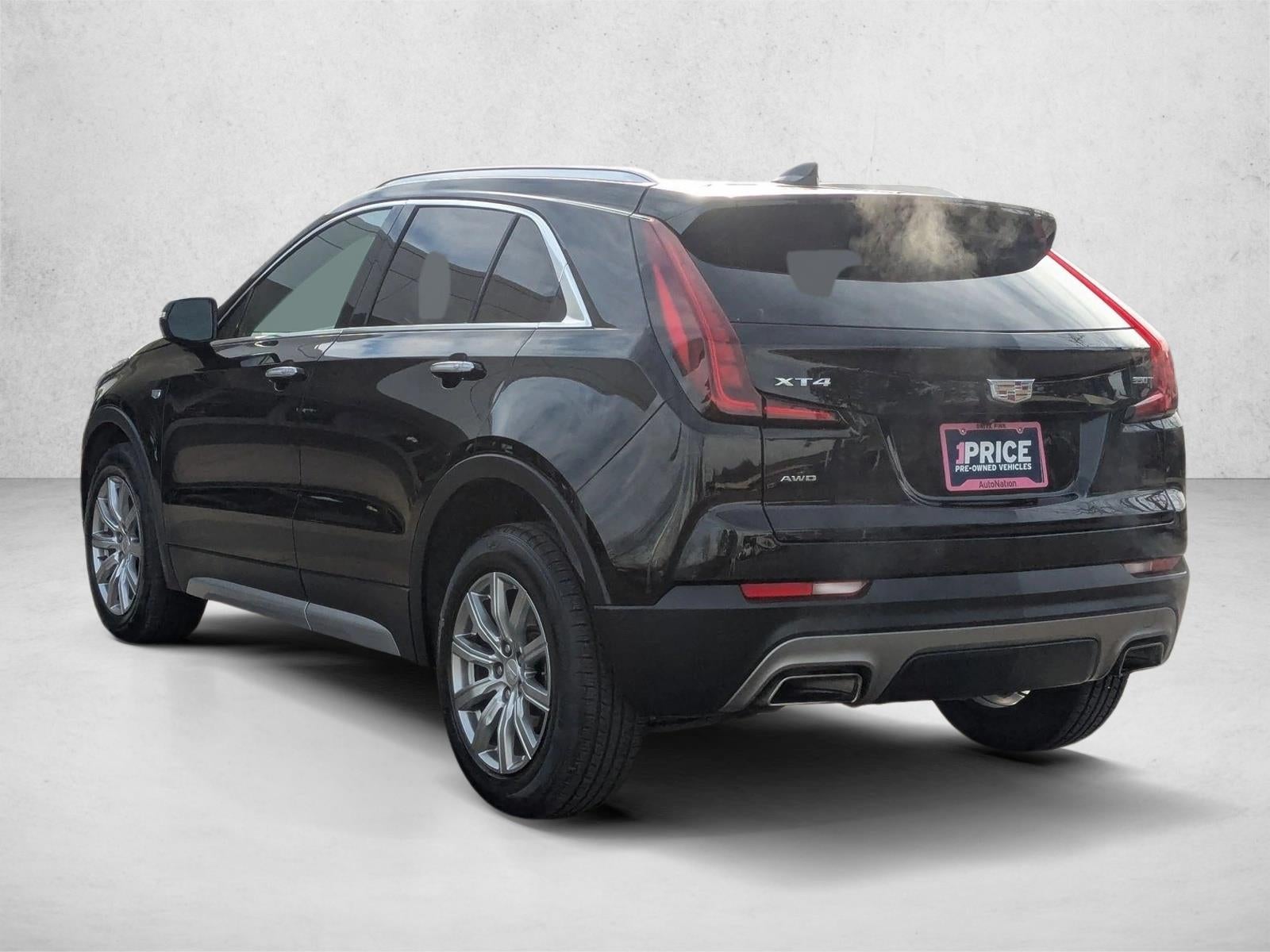 2023 Cadillac XT4 Premium Luxury