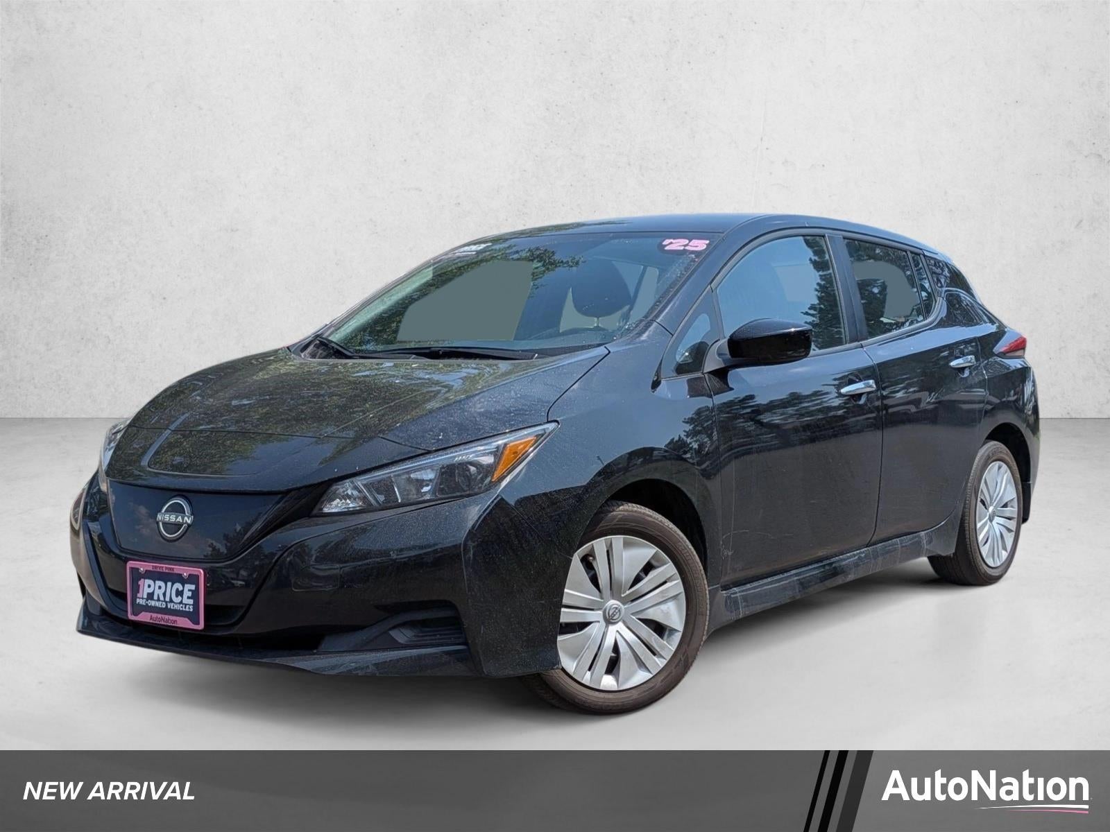 2025 Nissan LEAF S