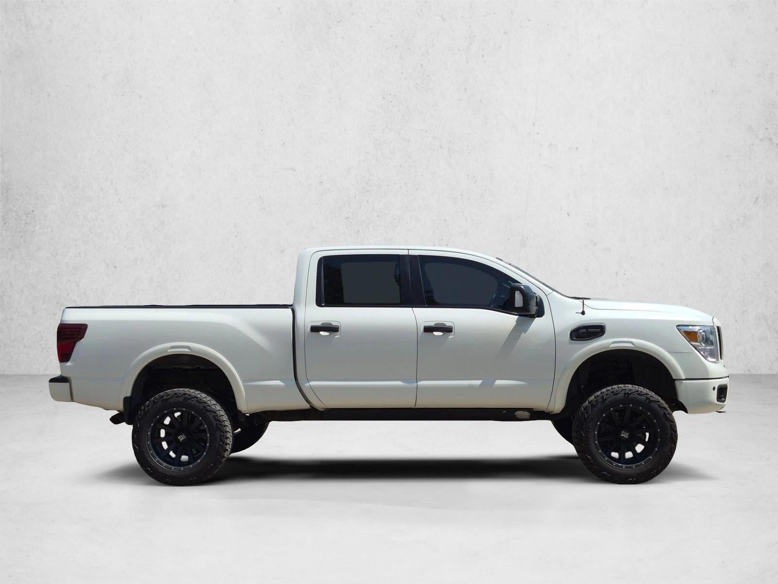 2017 Nissan TITAN XD PRO-4X Diesel