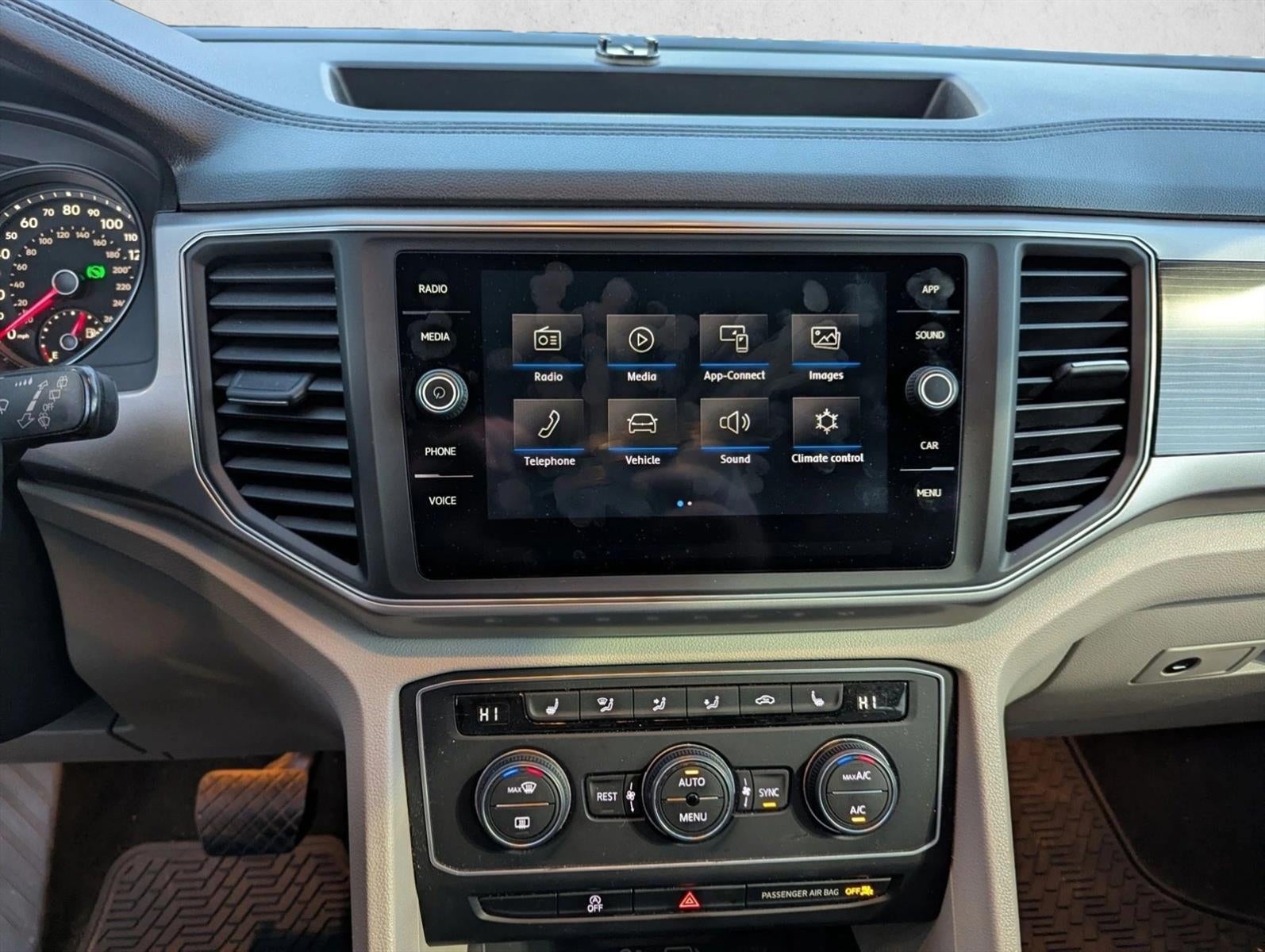 2018 Volkswagen Atlas 2.0T SE