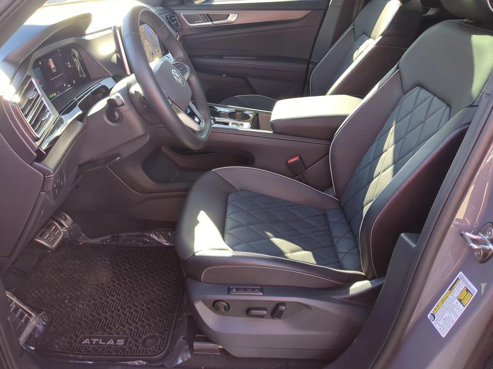 2024 Volkswagen Atlas Cross Sport 2.0T SEL Premium R-Line