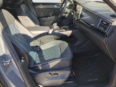 2024 Volkswagen Atlas Cross Sport 2.0T SEL Premium R-Line