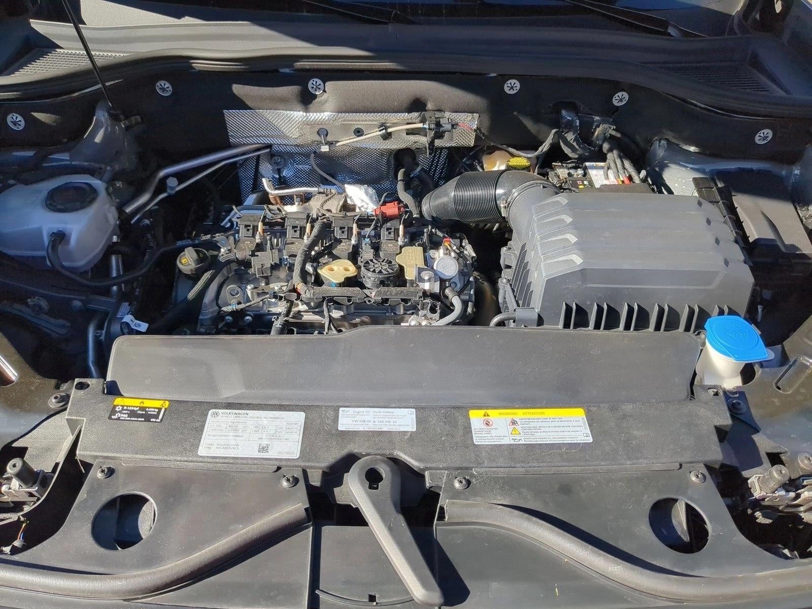 2024 Volkswagen Atlas Cross Sport 2.0T SEL Premium R-Line