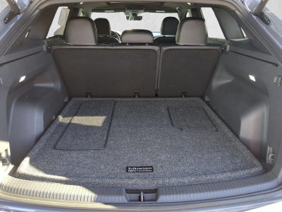 2024 Volkswagen Atlas Cross Sport 2.0T SEL Premium R-Line