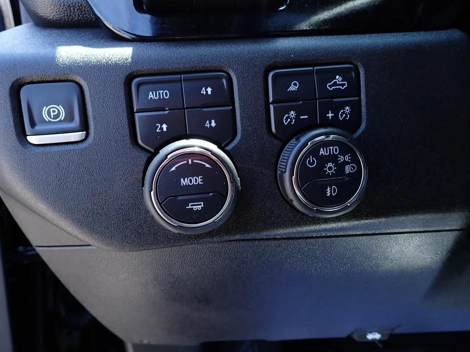 2025 Chevrolet Silverado 3500 HD LTZ