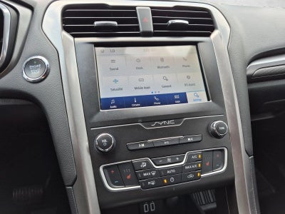 2020 Ford Fusion SE