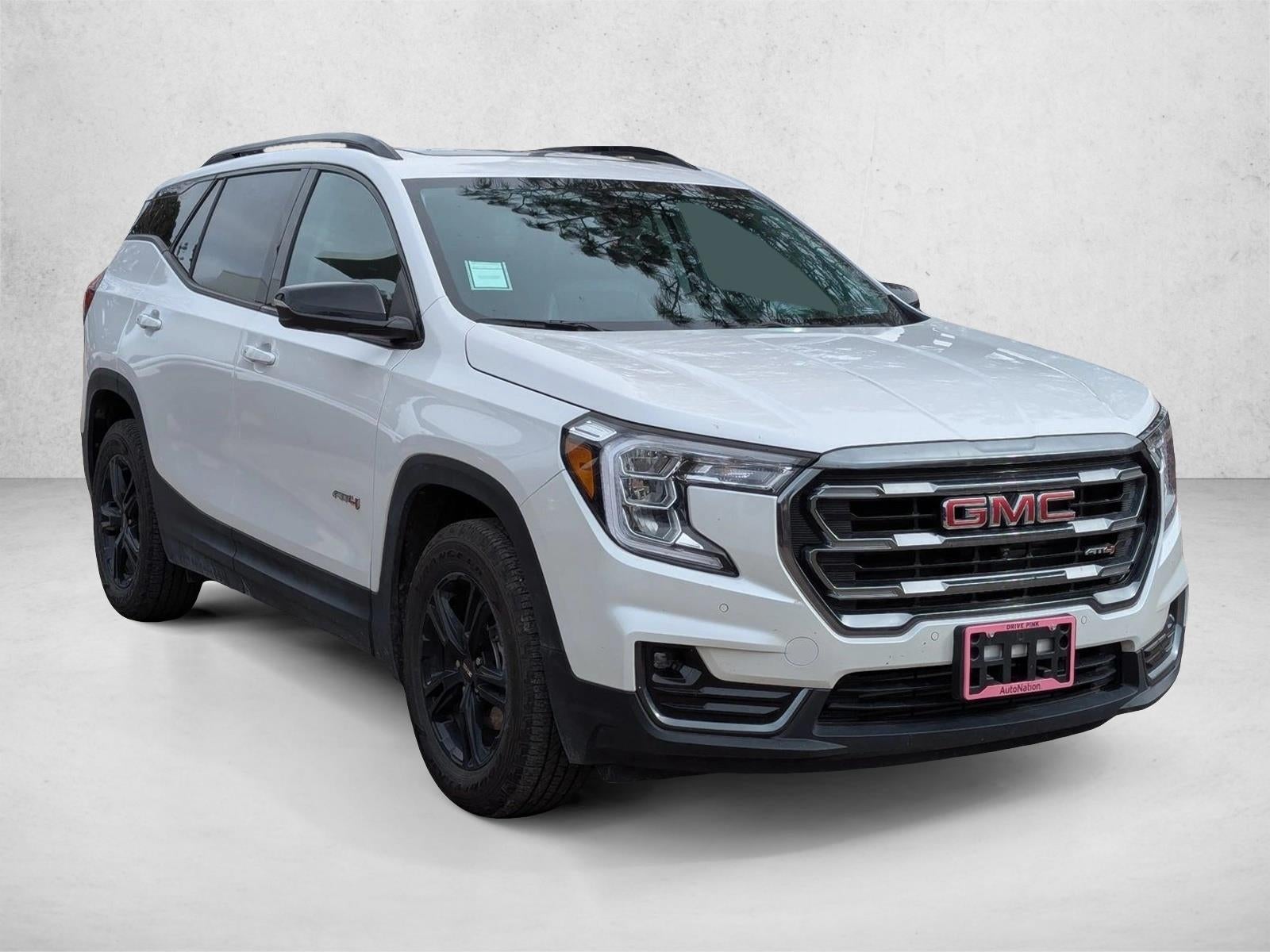 2024 GMC Terrain AT4