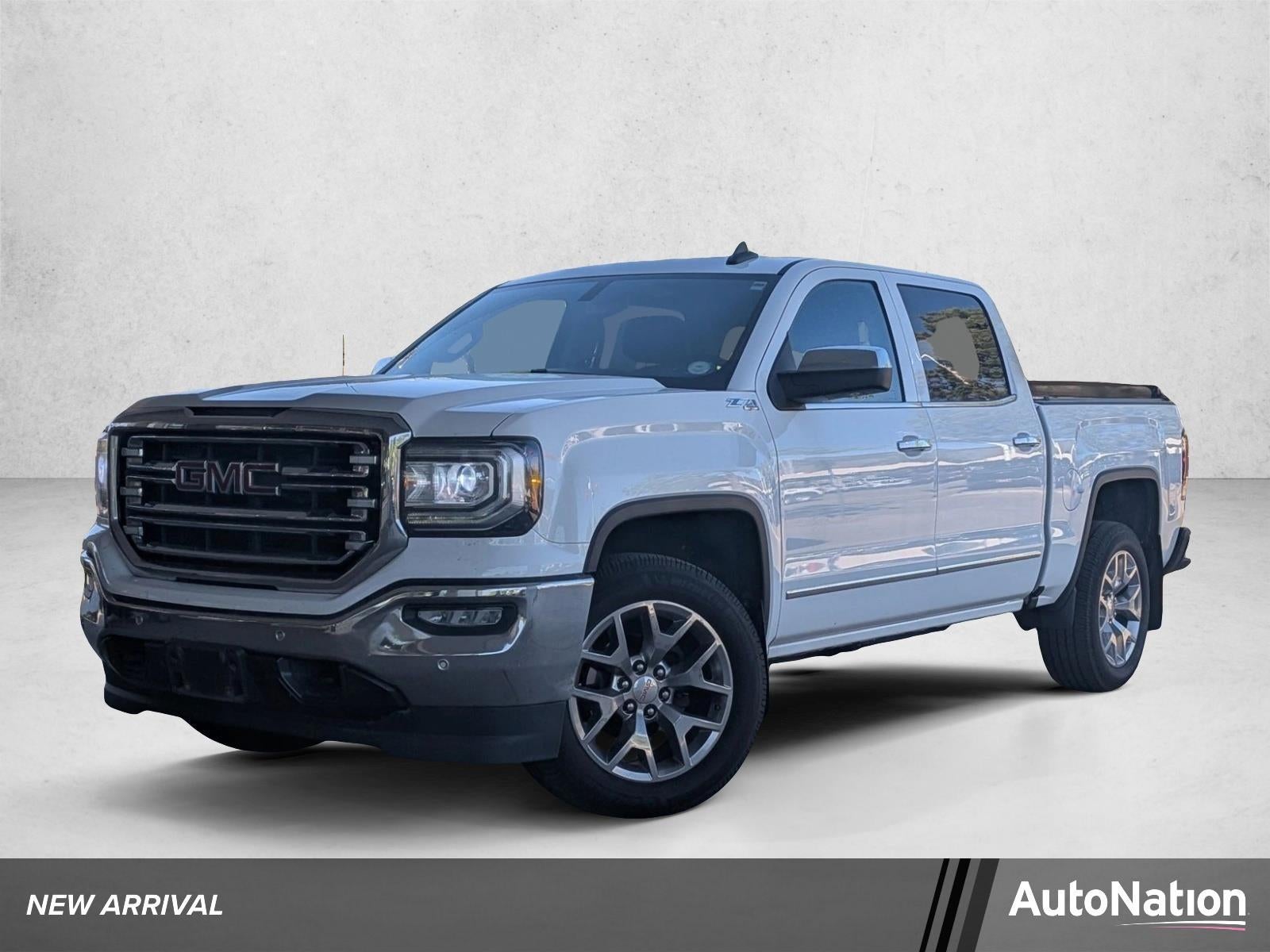 2018 GMC Sierra 4WD Crew Cab Short Box SLT's photo