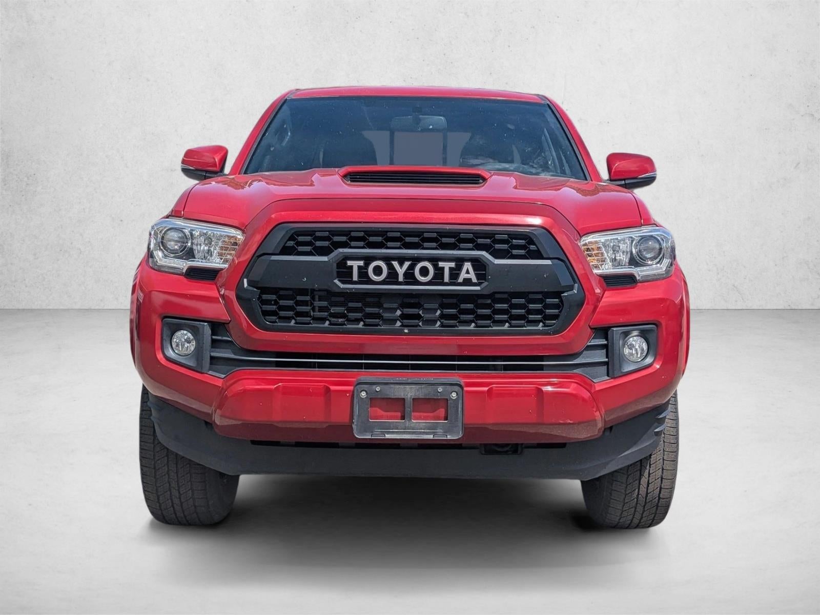 2016 Toyota Tacoma SR