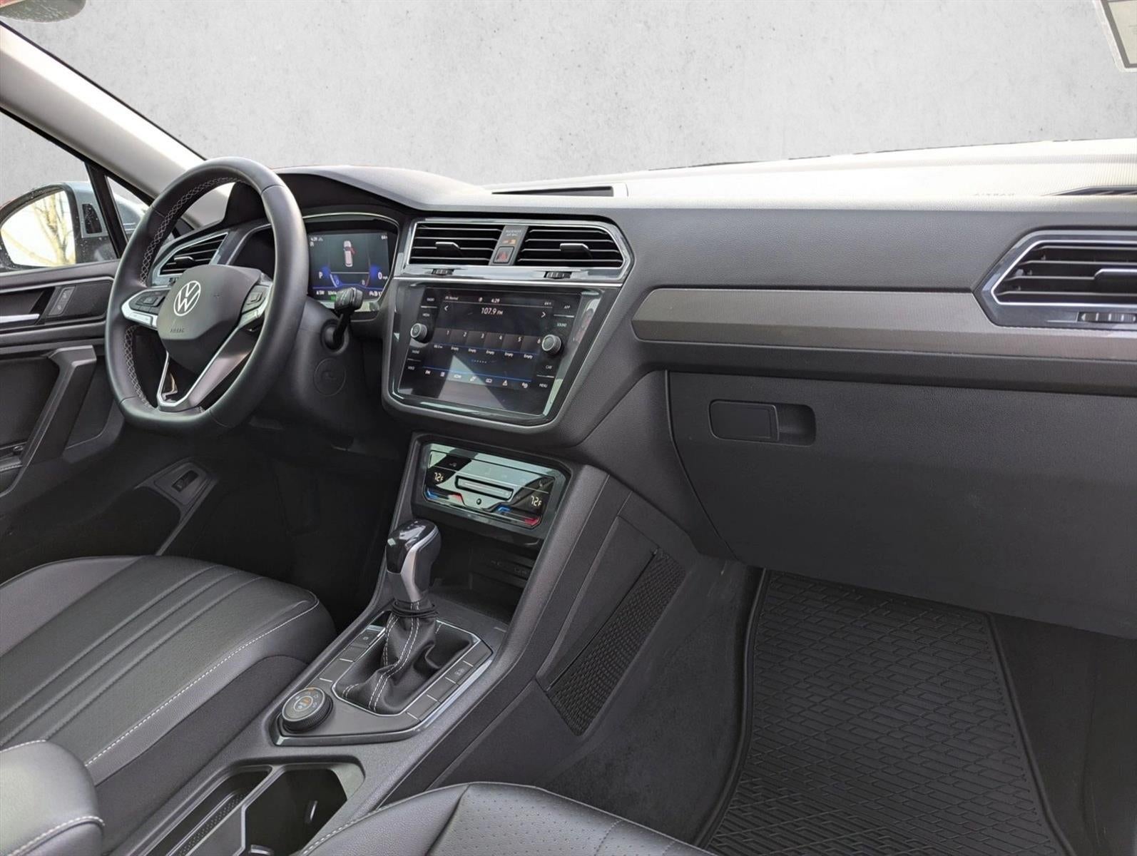 2022 Volkswagen Tiguan SE