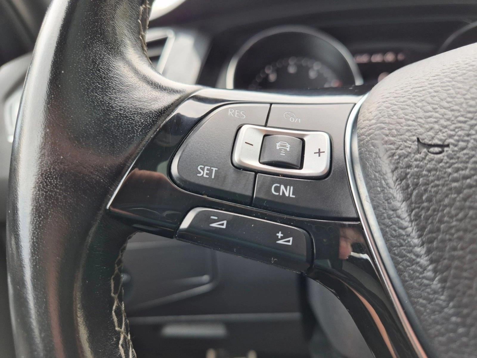 2018 Volkswagen Tiguan 2.0T SEL